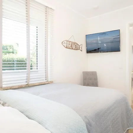 Am Brook 3 Strandkorb * Даме