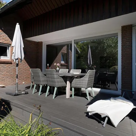 Am Brook 3 Strandkorb * Даме